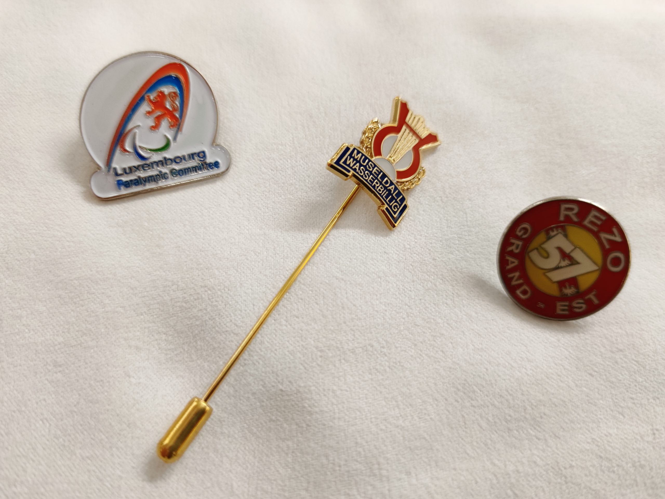 Individuelle Vereinsnadeln und Pins
