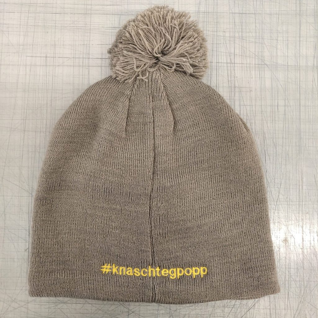 Bestickte Hemden und Mützen Made4you Werbung Luxemburg Wasserbillig Trier Konz